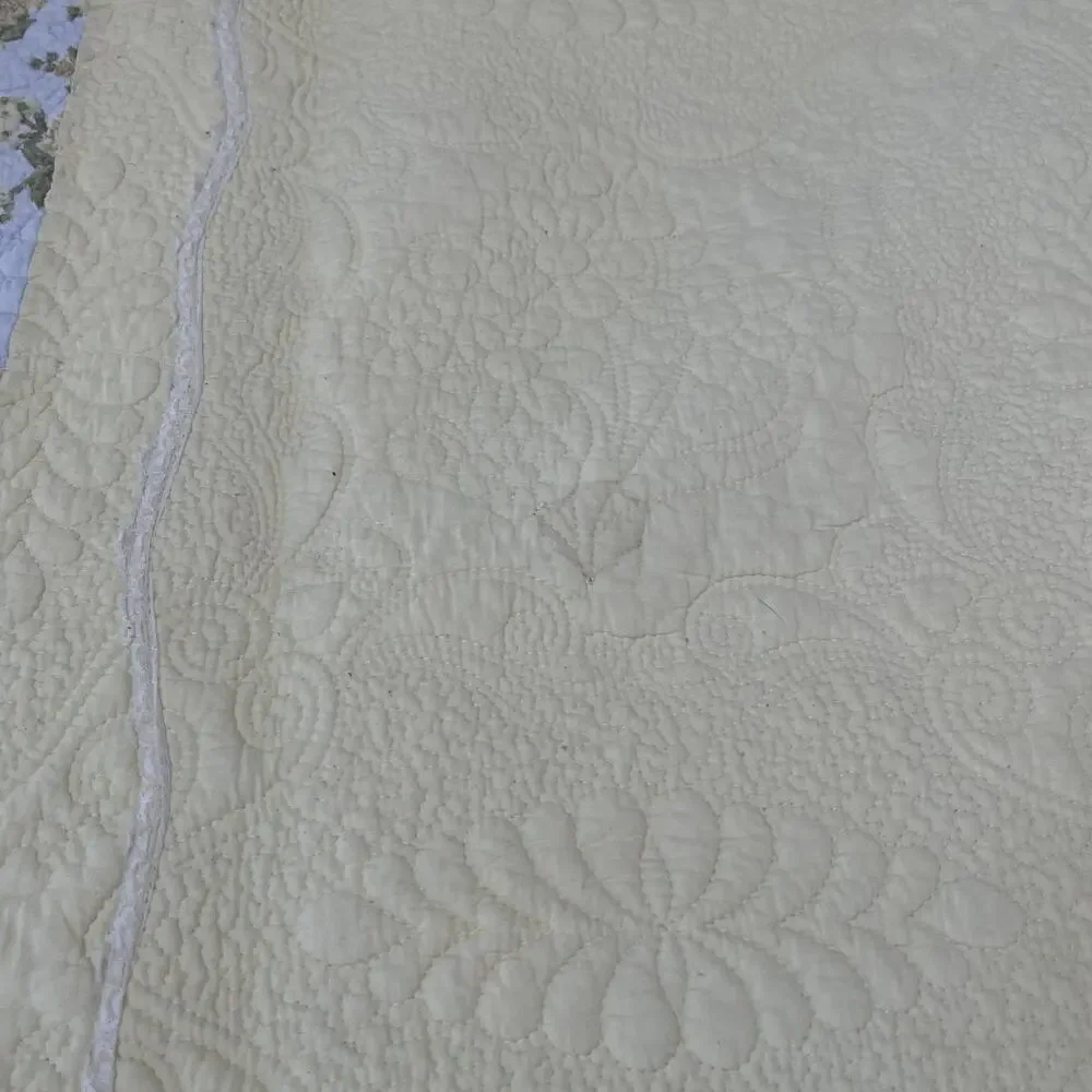 Vintage Yellow Floral Medallion Design Cotton Quilt 87